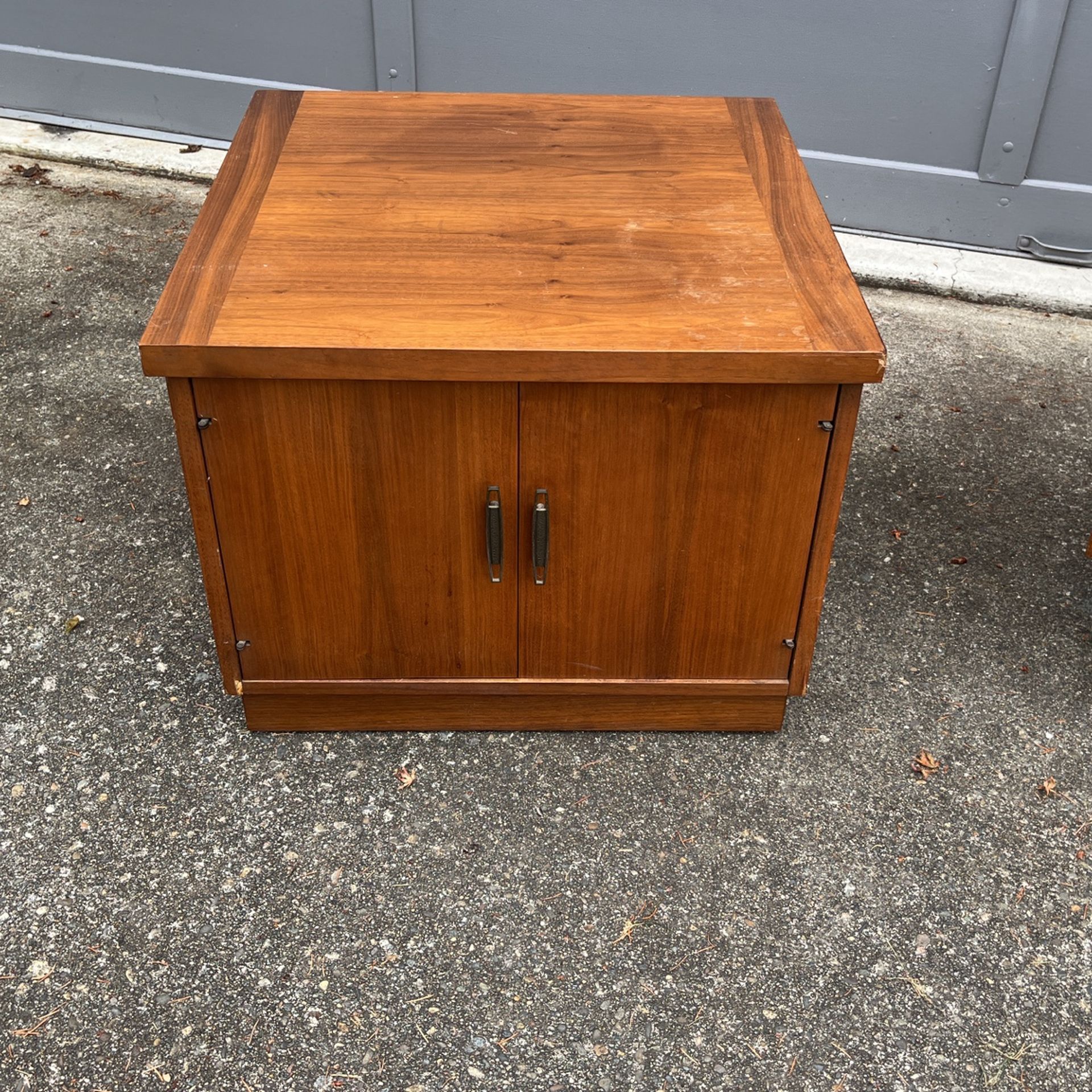 Storage Cube End Table Mid Century Modern