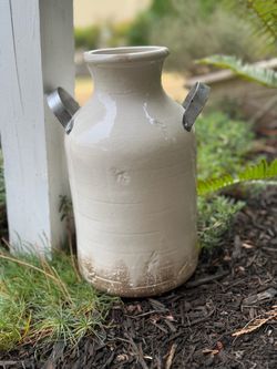Farmhouse ceramic vase