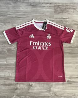 Real Madrid 2026/2027 Pink Third Jersey🩷🤍