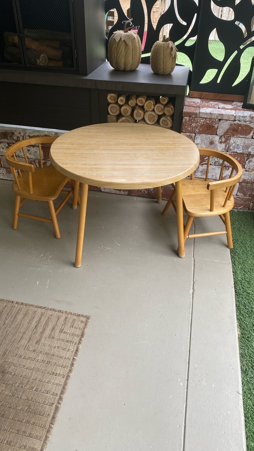 Kids Table