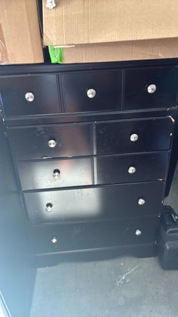 Black dresser