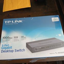 TP-LINK TL-SG1005P 5-Port Desktop Switch - BRAND NEW NEVER OPENED