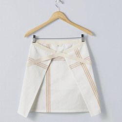 Hearth and Hand Magnolia Half Apron