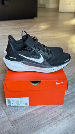 Nike Pegasus 41, Size 9w 7.5m