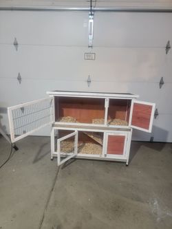 Chicken coop ,rabbit hutch excellent condition