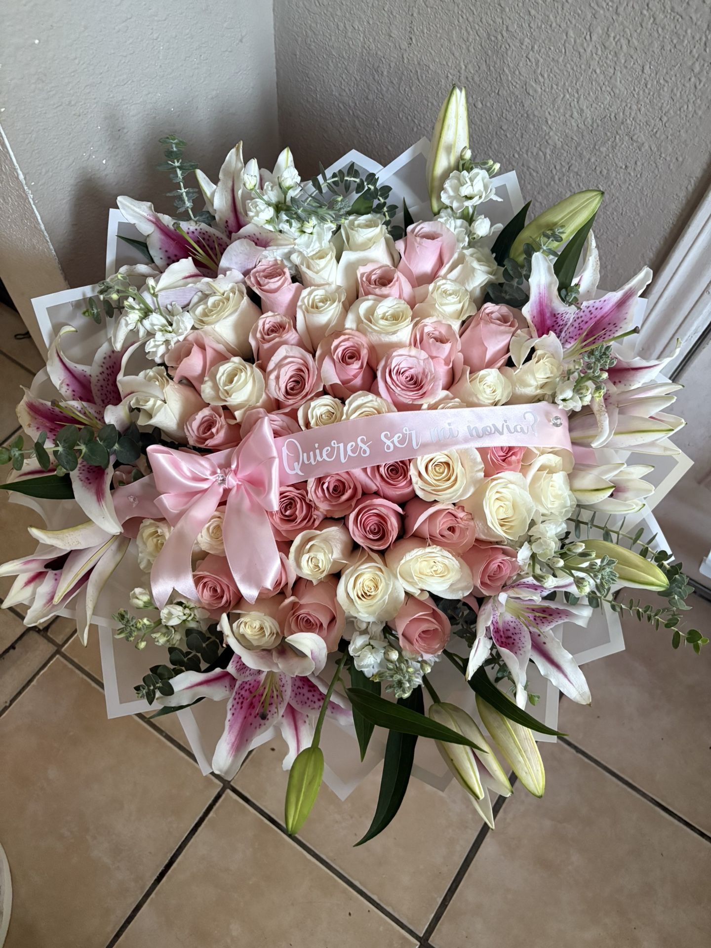Ramo Buchon Roses Flower Bouquet 
