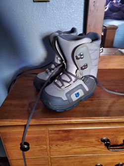 Snowboard kid boots