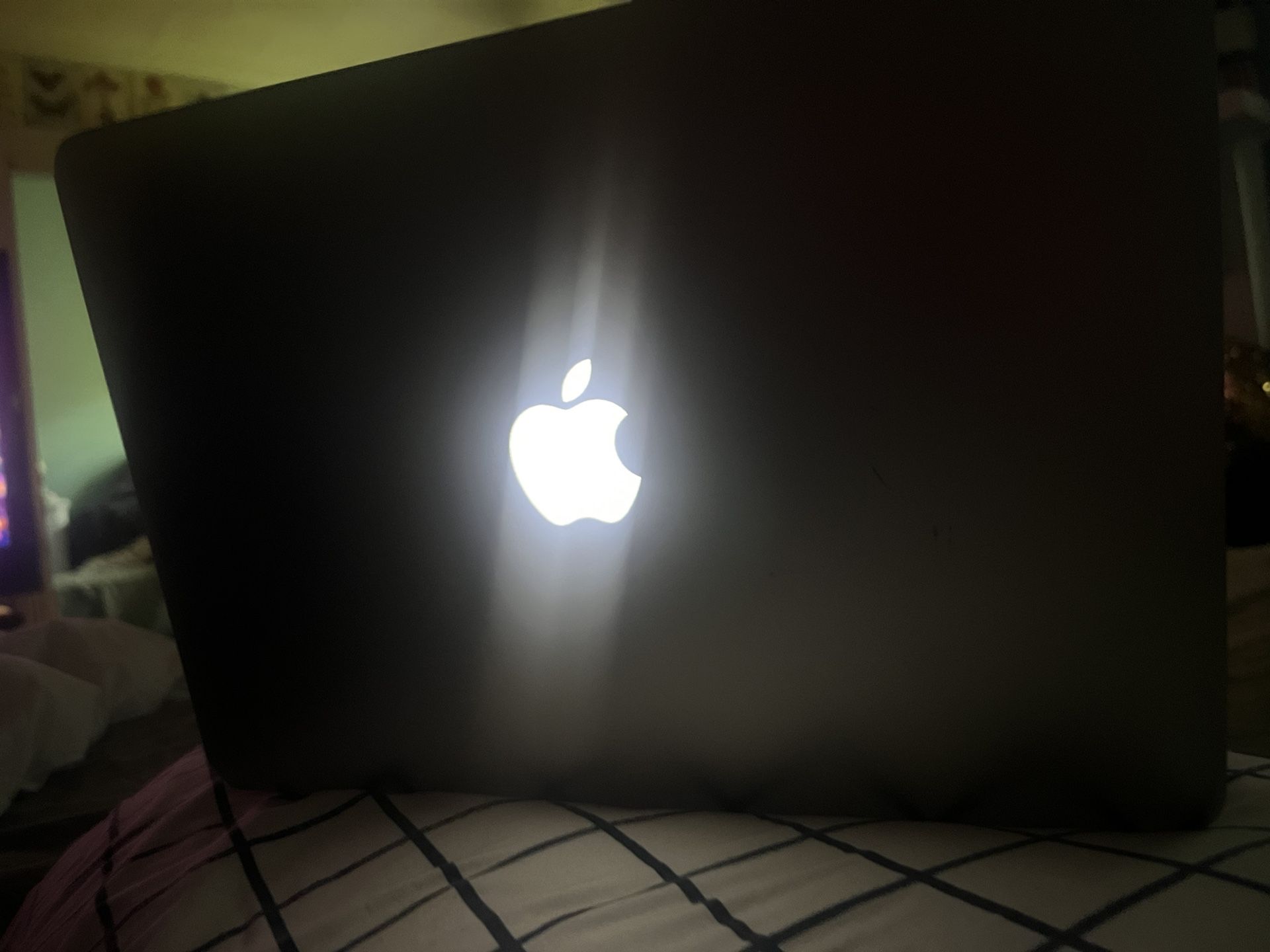 MacBook