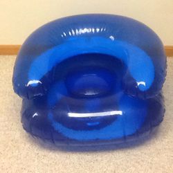 Inflatable child's blue chair (height 18", width 32") Pick up in Hudson NH