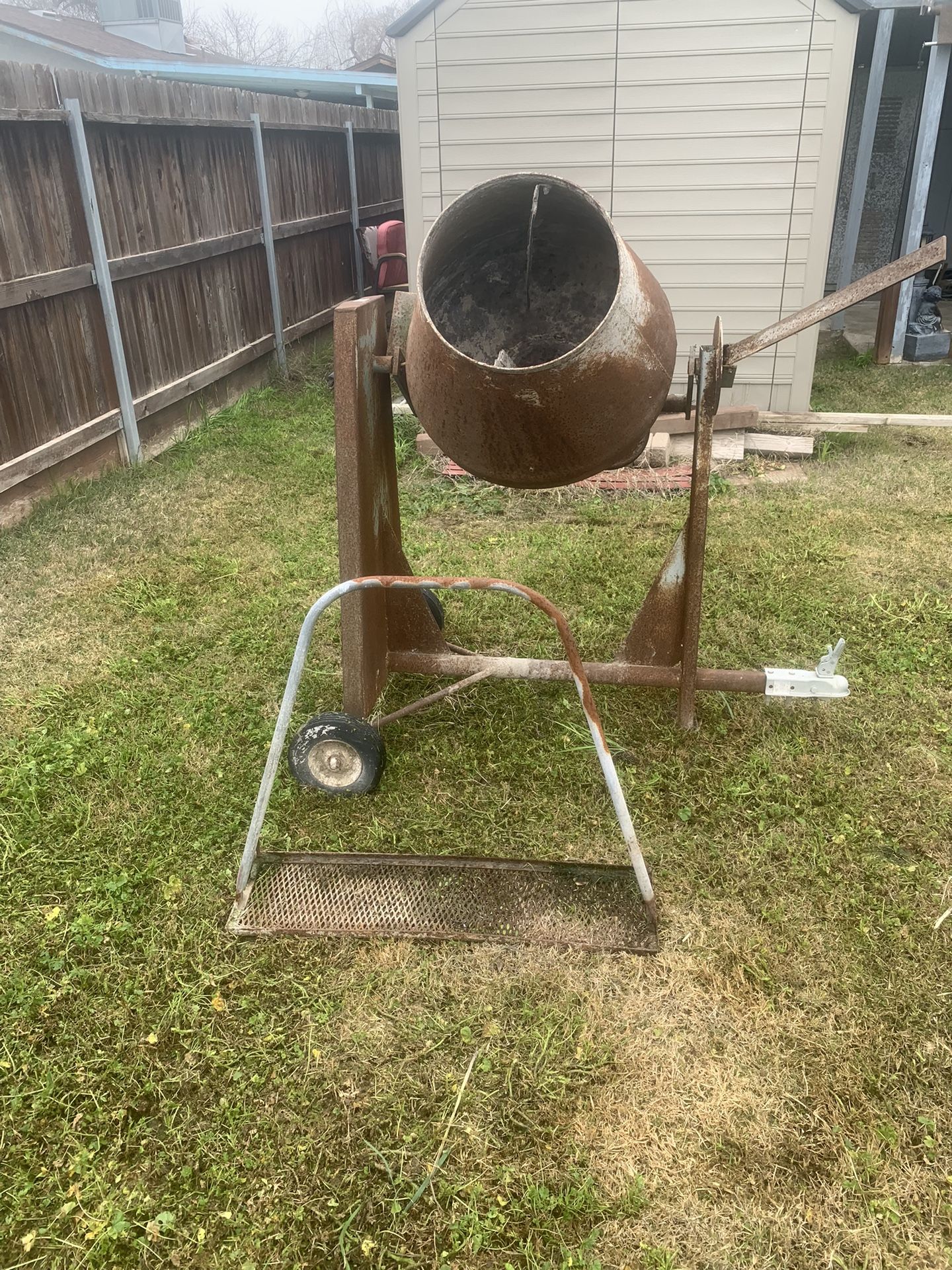 Cement mixer With tamper for Sale in Tulare, CA OfferUp