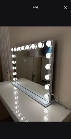Vanity Mirror & Dressing Table