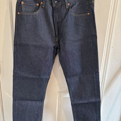 Men’s Levi’s 501s