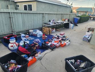 Yardsale