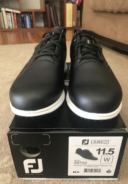 FJ men’s 11.5 Golf Shoes