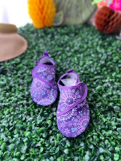 Girls water shoes