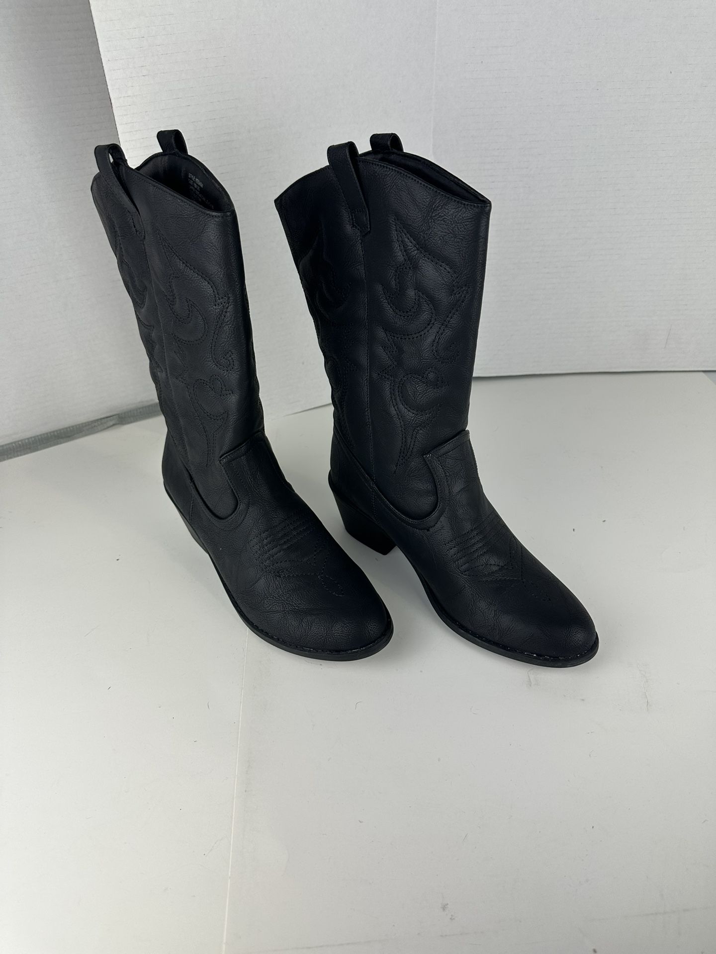 Women’s 10 Western Boots Vegan Leather