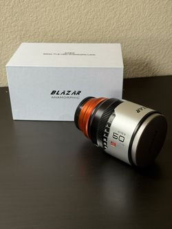 Blazar Apex Anamorphic Lens (50mm, T1.8,1.33x)