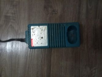 Makita stick battery charger