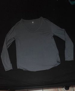 SO Clothing gray long sleeve top in size M #basics #minimalist