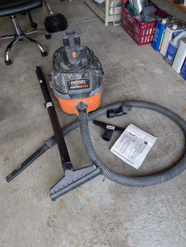 4 Gallon 3.5 RIGID wet/Dry Vac