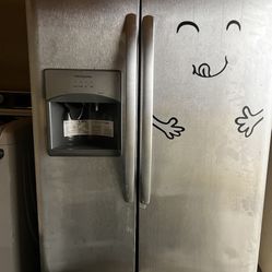 Frigidaire French Door Refrigerator 