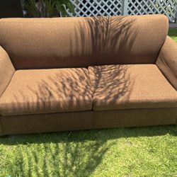 Couch/bed 