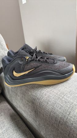 Nike Giannis Freak 7, men’s size 8.5-BRAND NEW