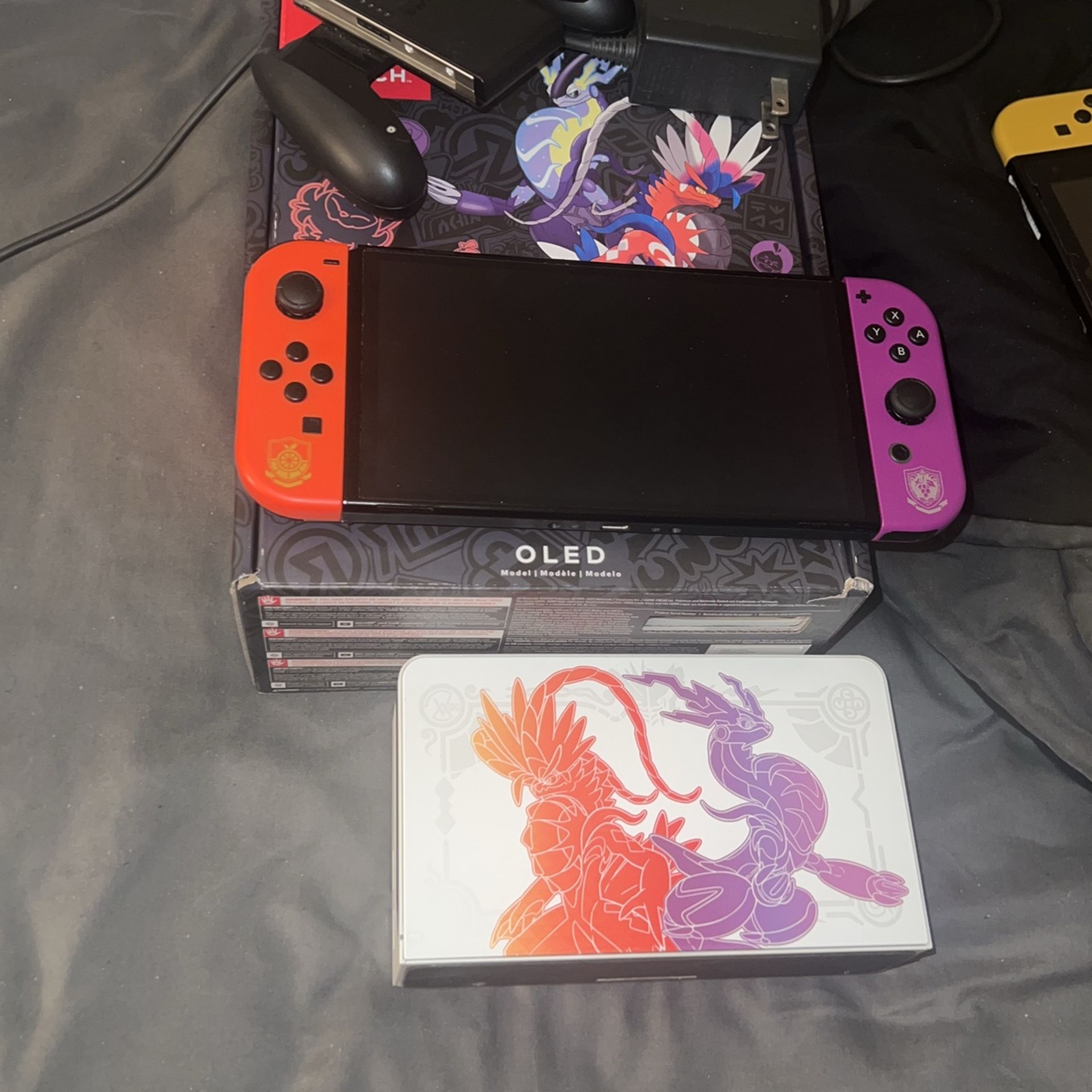 Nintendo Switch OLED Pokémon Scarlet & Violet Edition