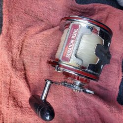 Penn 113HL Special 4/0 Senator

 $85