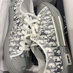 Dior Shoes