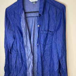 Old Navy buttons button down shirts Women