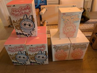 Labubu - Big Into Energy and Exciting Macaron