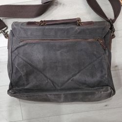 Leather Messenger Bag 