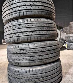 215/50r17 Michelin tires en excelentes condiciones de vida las 4