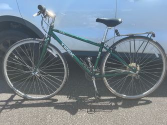 Trek 730 Hybrid Bike