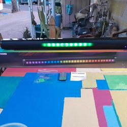 32 Inch L.E.D. Bluetooth Wireless Soundbar w/Reactive L.E.D. Lights.  (New) L@@K!!!