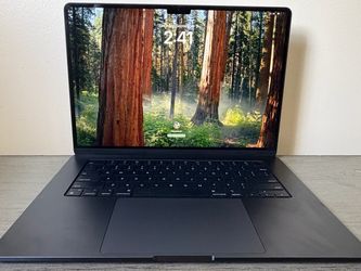15 Inch M3 MacBook “Midnight”