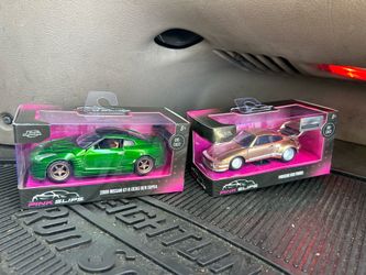 Jada Pink Slips Nissan GTR Porsche 935 Turbo Gold 1:32 Scale