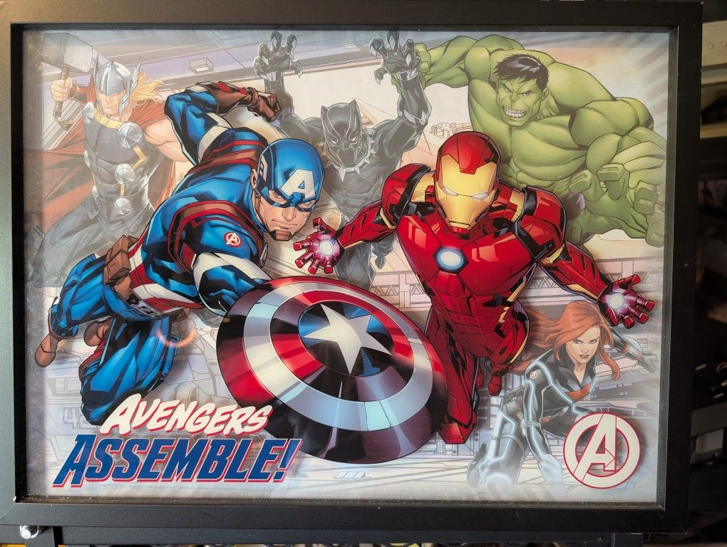 Rare Marvel Avengers Assemble 3d Glass Framed Art Like New Ironman Cptn America
