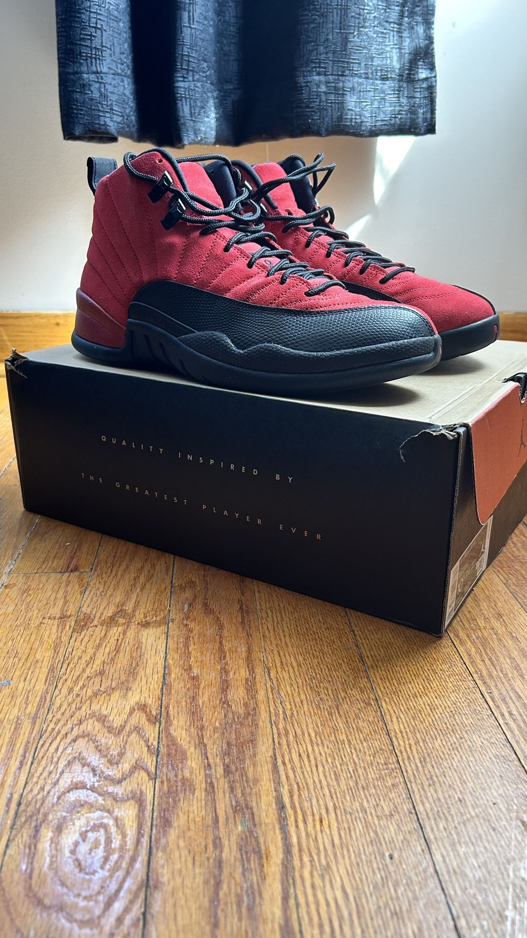 Jordan 12 flu games Size 10.5
