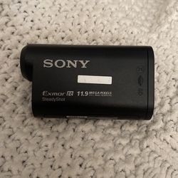 Sony Exmor R 11.9 Mega Pixel Steady Shot