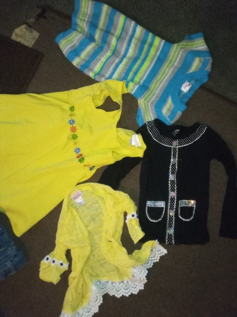 Large Selection of  Baby Clothes 18 months to 36 months (some new with Tags )