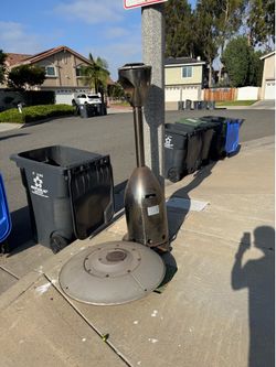 Free scrap metal heat lamp curbside