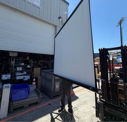Portable Projector Screen