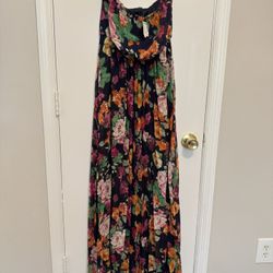 Beautiful Maxi Floral Dress Lightweight 