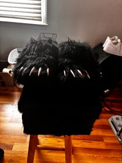 Bear claw slides