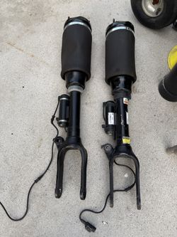 mercedes R 500 front air shocks