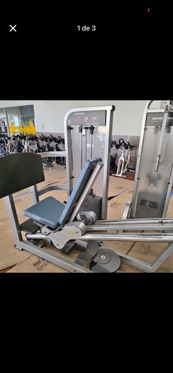 HAMMER STRENGTH SELECT LEG CIRCUIT INCLUDES SEATED LEG PRESS, PRONE LEG CURL & LEG EXTENSION!!