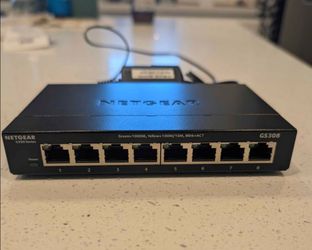 NETGEAR GS308v3 8-Port Gigabit Ethernet Unmanaged Switch