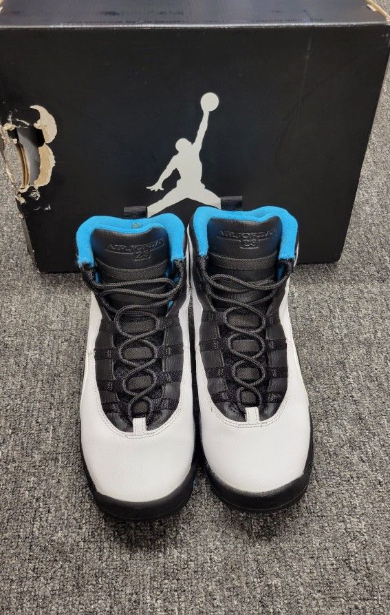 Nike Air Jordan 10 Retro GS Powder Blue 310806-106 Size 7y Nike Air Jordan 10 Retro GS Powder Blue 310806-106 Size 7y 